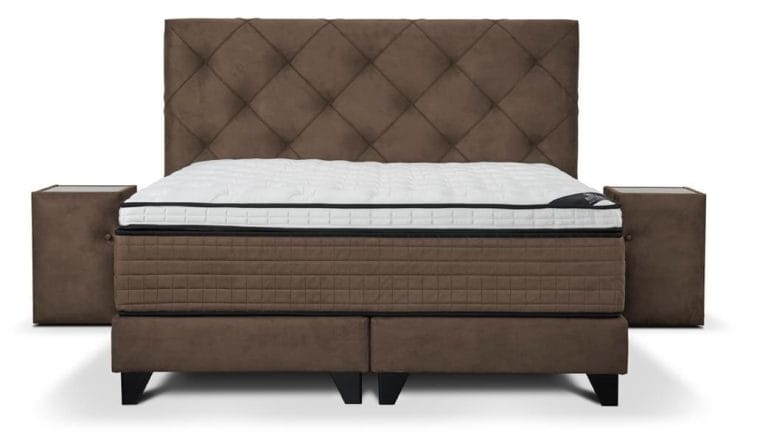 Magnifique Royalty Super. 200x200 M/F Noub 04 brú